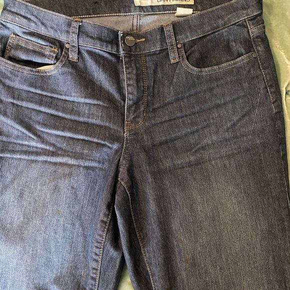 Women’s DKNY jeans - Picture 4 of 6